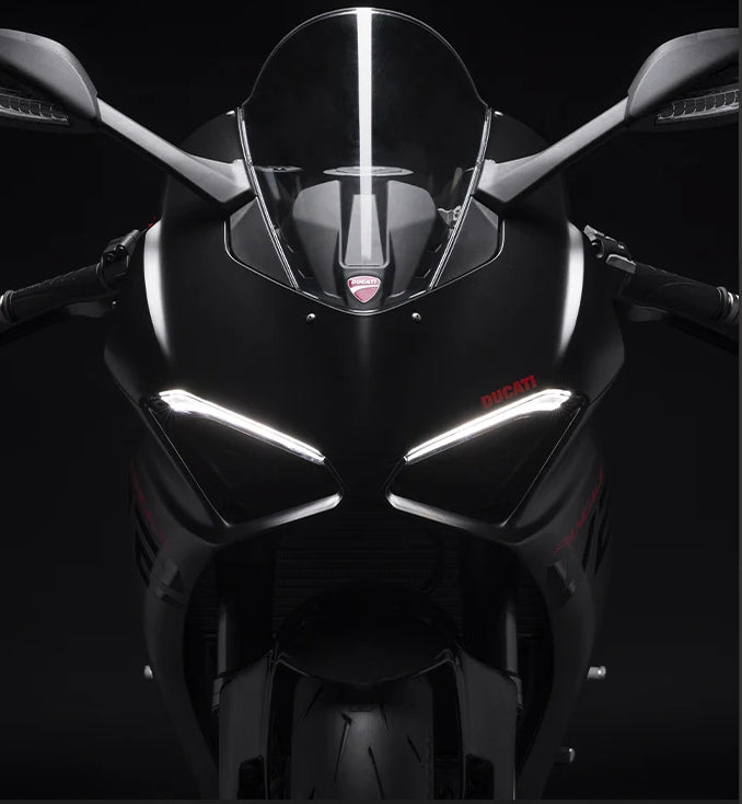 Ducati Panigale V2 2024 Standard – Noleggio con Prestazioni Sportive