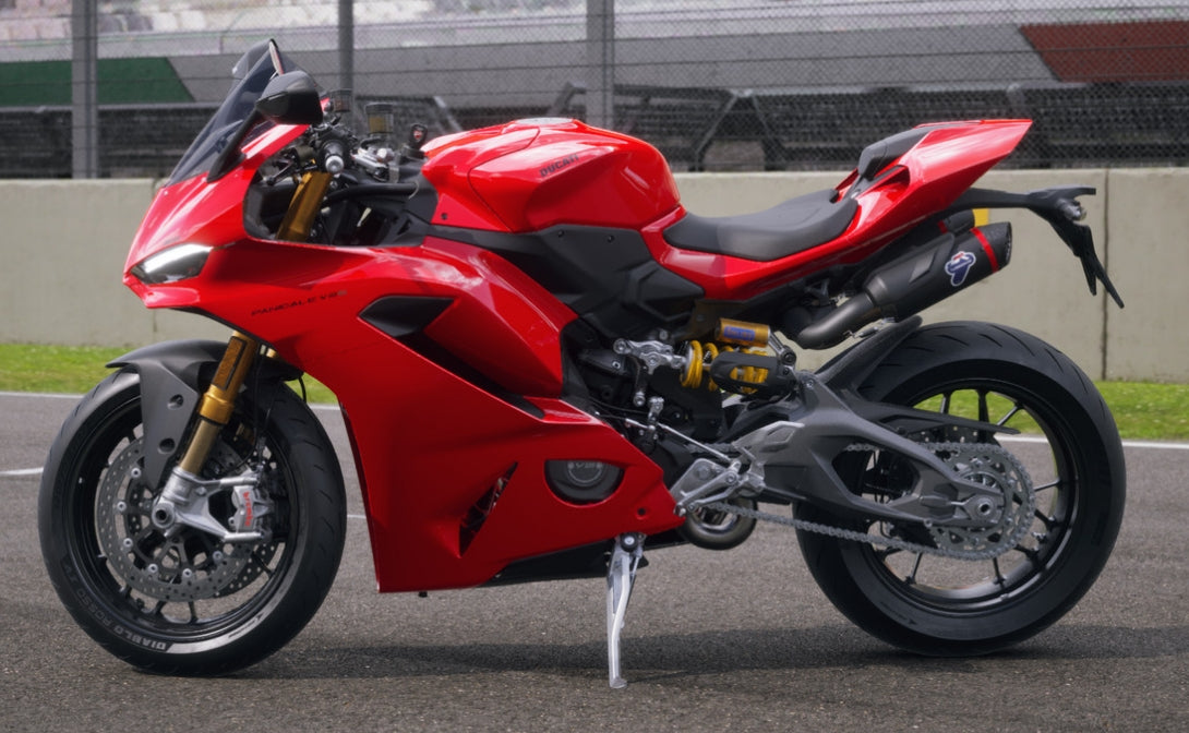 Ducati Panigale V2S 2025 Termignoni – Noleggio Pista con Scarico Sportivo