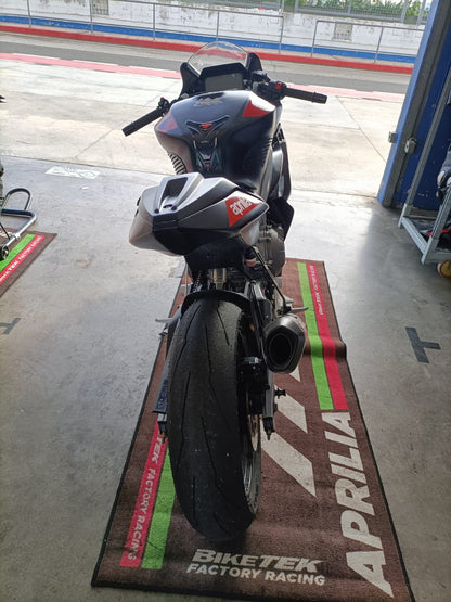 Aprilia Rs 457 Trofeo Box Noleggio in Pista BMR Noleggi Vista Posteriore Scarico