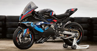 BMW M1000RR Competition – Noleggio Pista Luxury per Piloti Esigenti