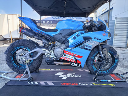 Ducati Panigale V2 2025 Replica Alex Marchez Noleggio Moto Pista Vista Laterale dettagli Freni e Forcellone