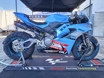 Ducati Panigale V2 2025 Replica Alex Marchez Noleggio in Pista BMR Noleggi Vista Laterale Scarichi Termignoni