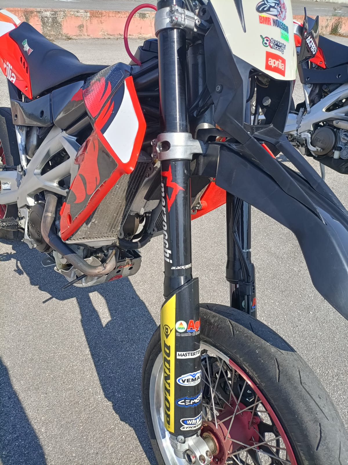 In Vendita Aprilia SXV 550 Motard Km 11.786 Aprilia Racing in Pronta Consegna
