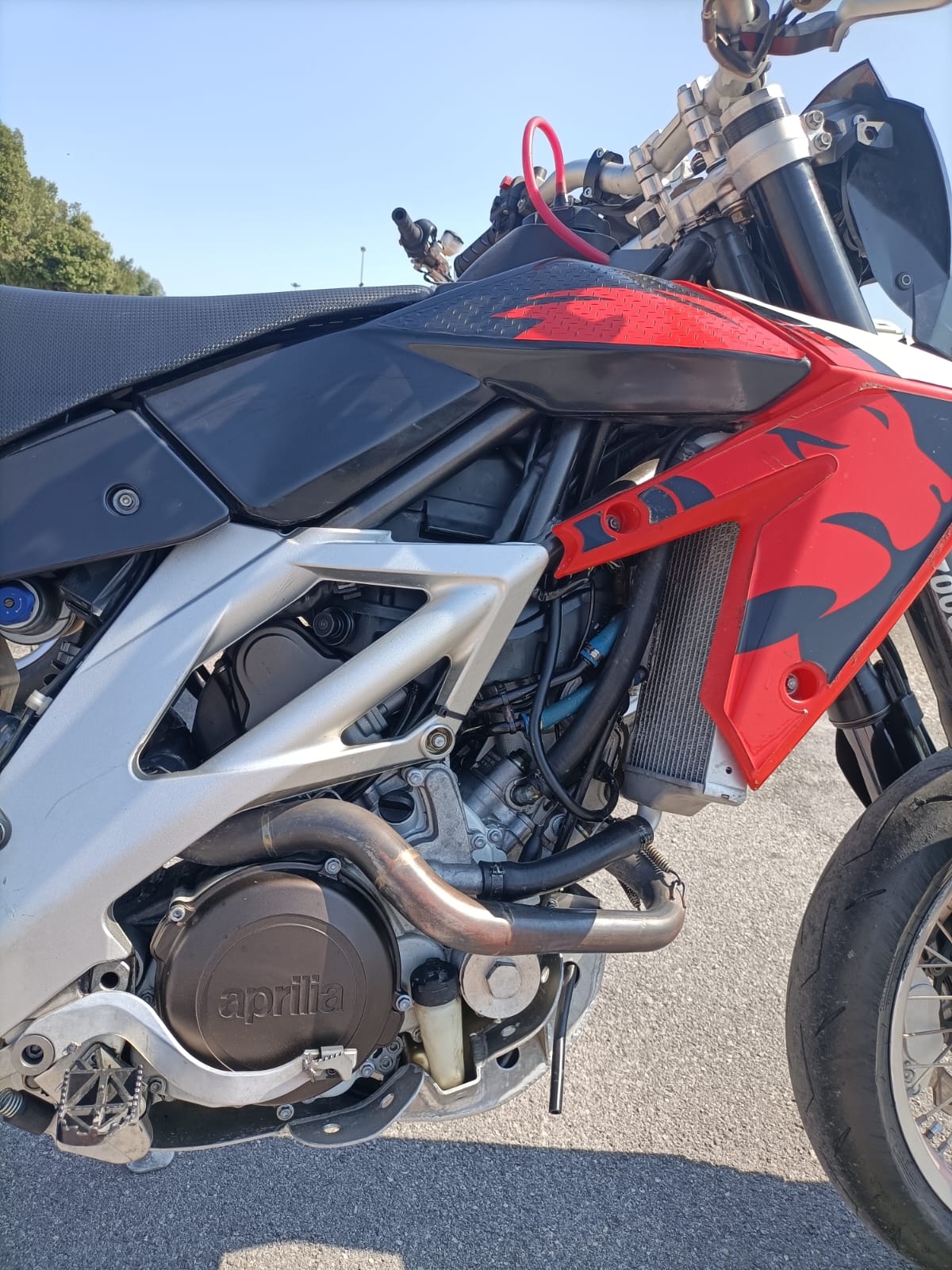 In Vendita Aprilia SXV 550 Motard Km 11.786 Aprilia Racing in Pronta Consegna