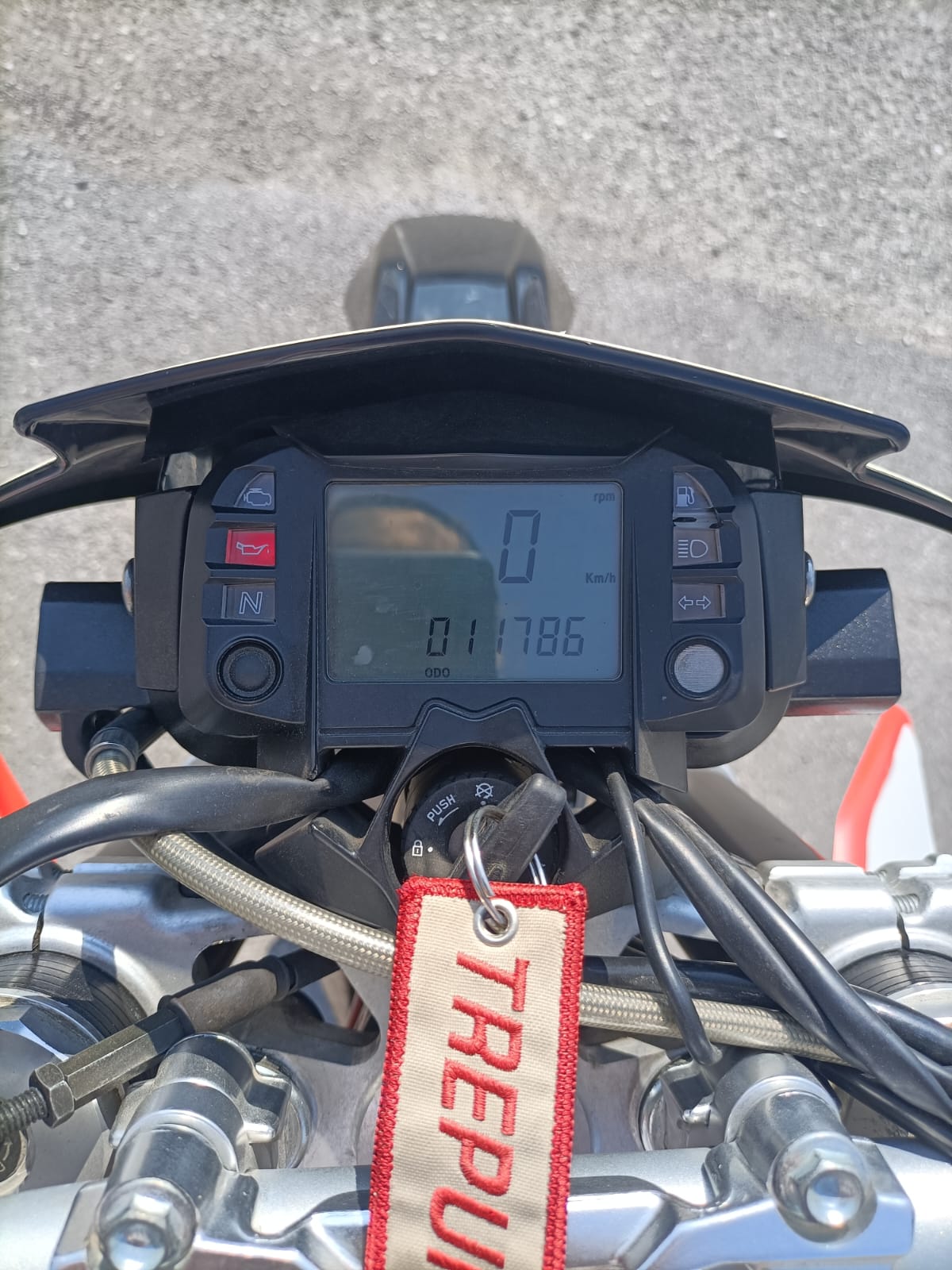 In Vendita Aprilia SXV 550 Motard Km 11.786 Aprilia Racing in Pronta Consegna