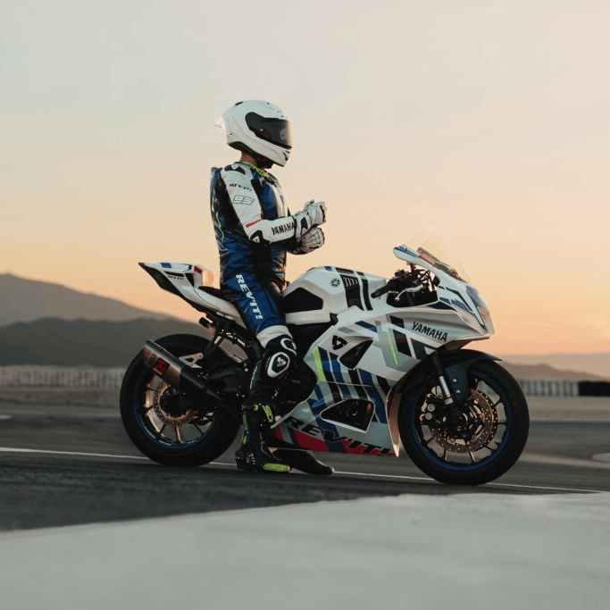 BMR NOLEGGI AIRBAG PROFESSIONALE ELETTRONICO Noleggio Abbigliamento tecnico completo