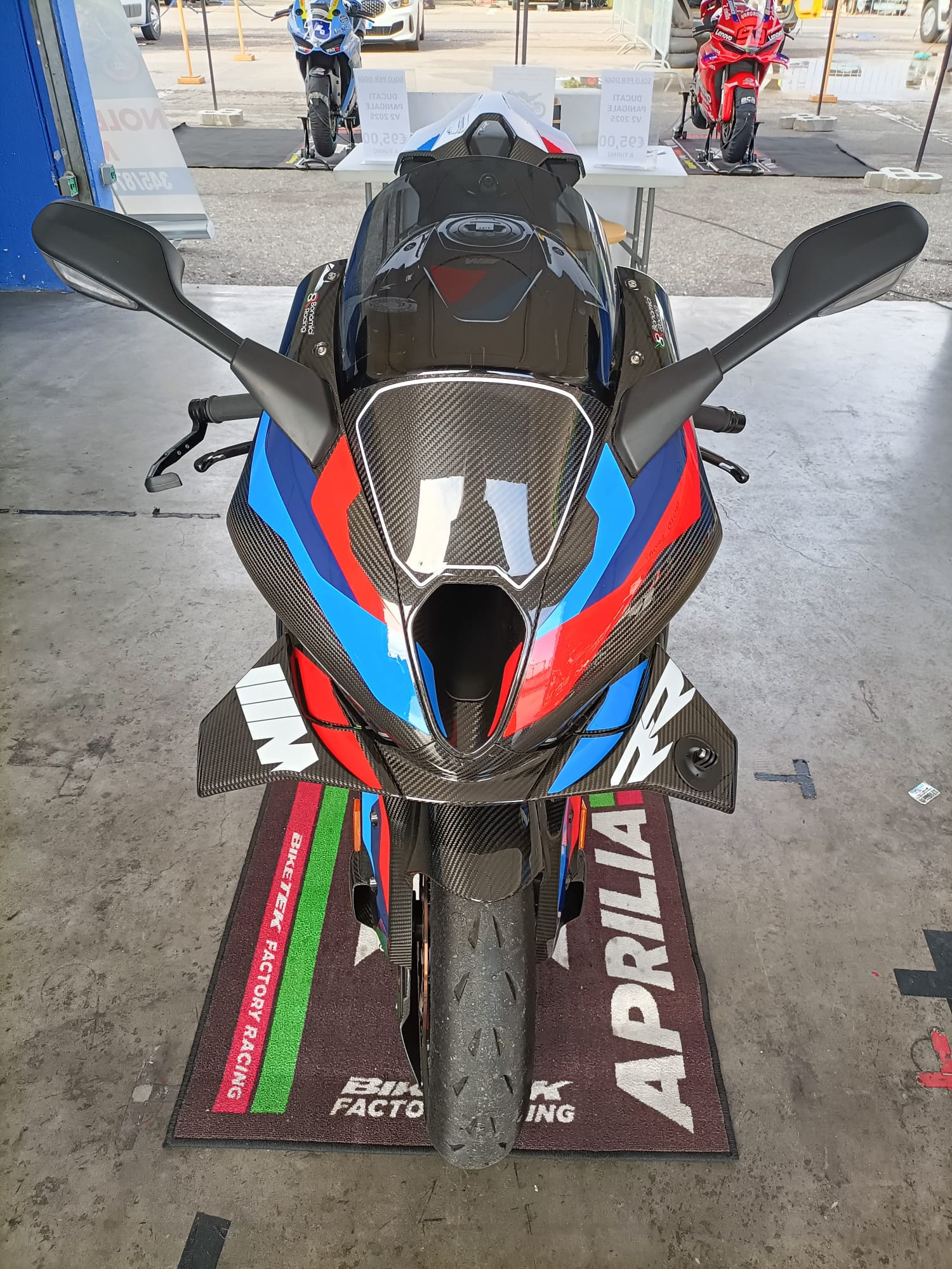 BMR NOLEGGI APRILIA RS 457 TROFEO DEMO BMW M1000RR MY23 - Competition (Km 2.820) in Pronta Consegna