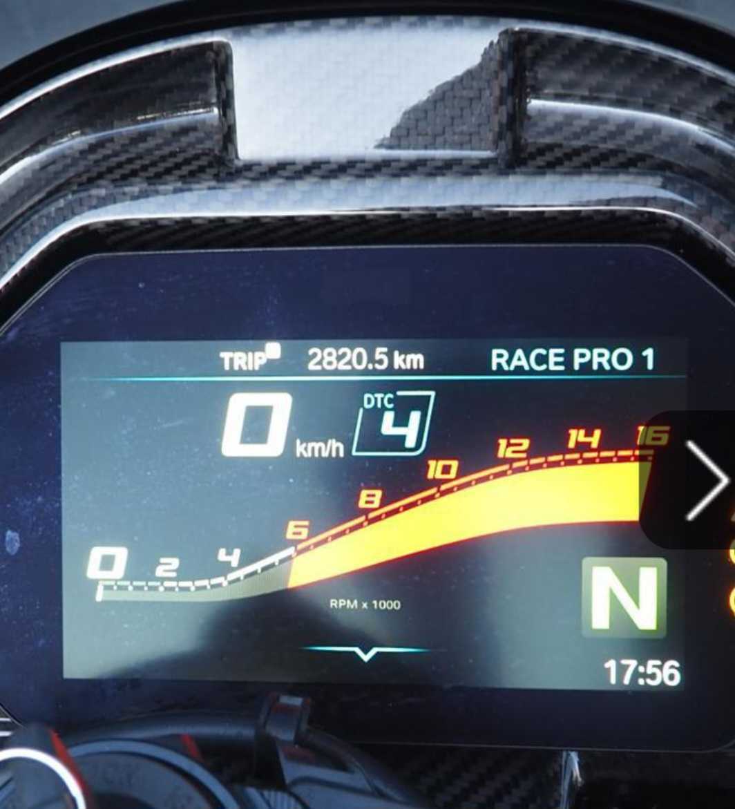 BMR NOLEGGI APRILIA RS 457 TROFEO DEMO BMW M1000RR MY23 - Competition (Km 2.820) in Pronta Consegna